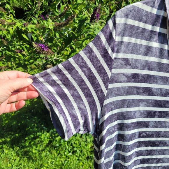 Sharkbite Tunic  - Picture 3 of 8